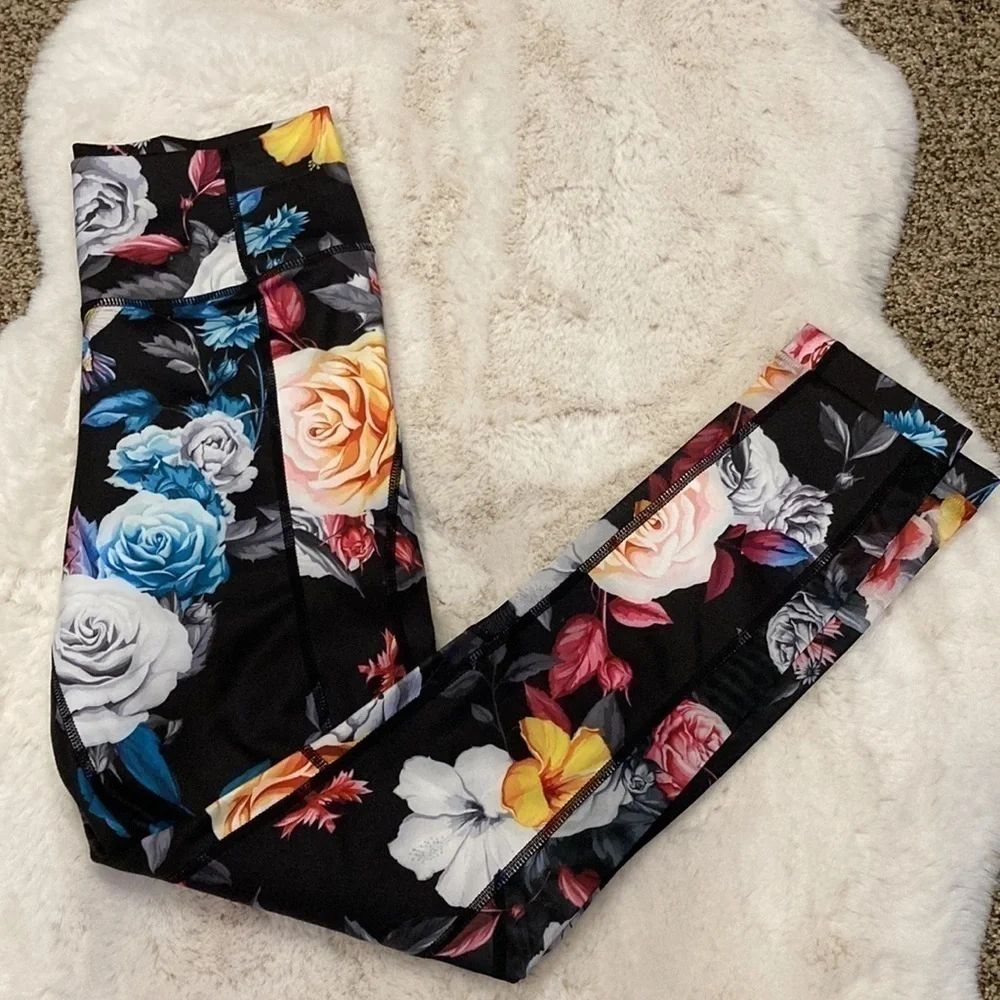 ZYIA Active Dark Floral Mesh Hi Rise Leggings Size 4